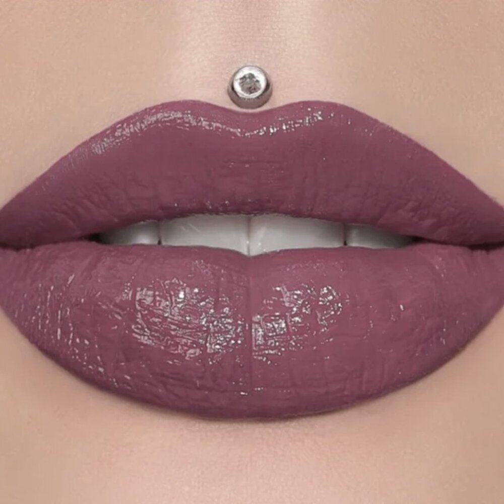 Jeffree Star Supreme Gloss - Improper NIB
